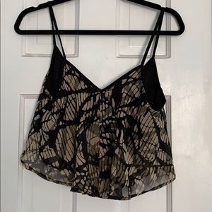 Cropped, black and flowy tank top